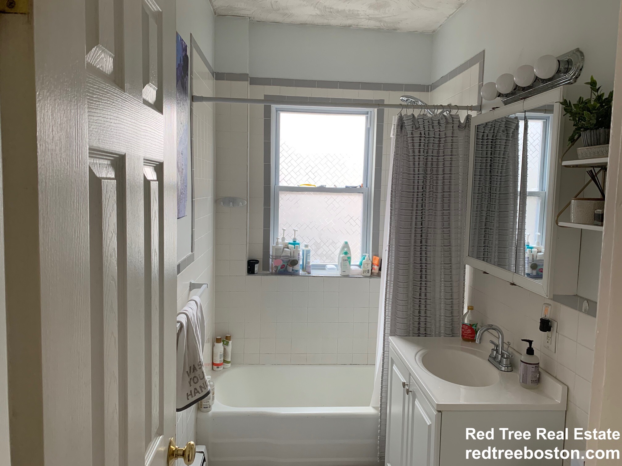 7 Timon Ave, Brookline