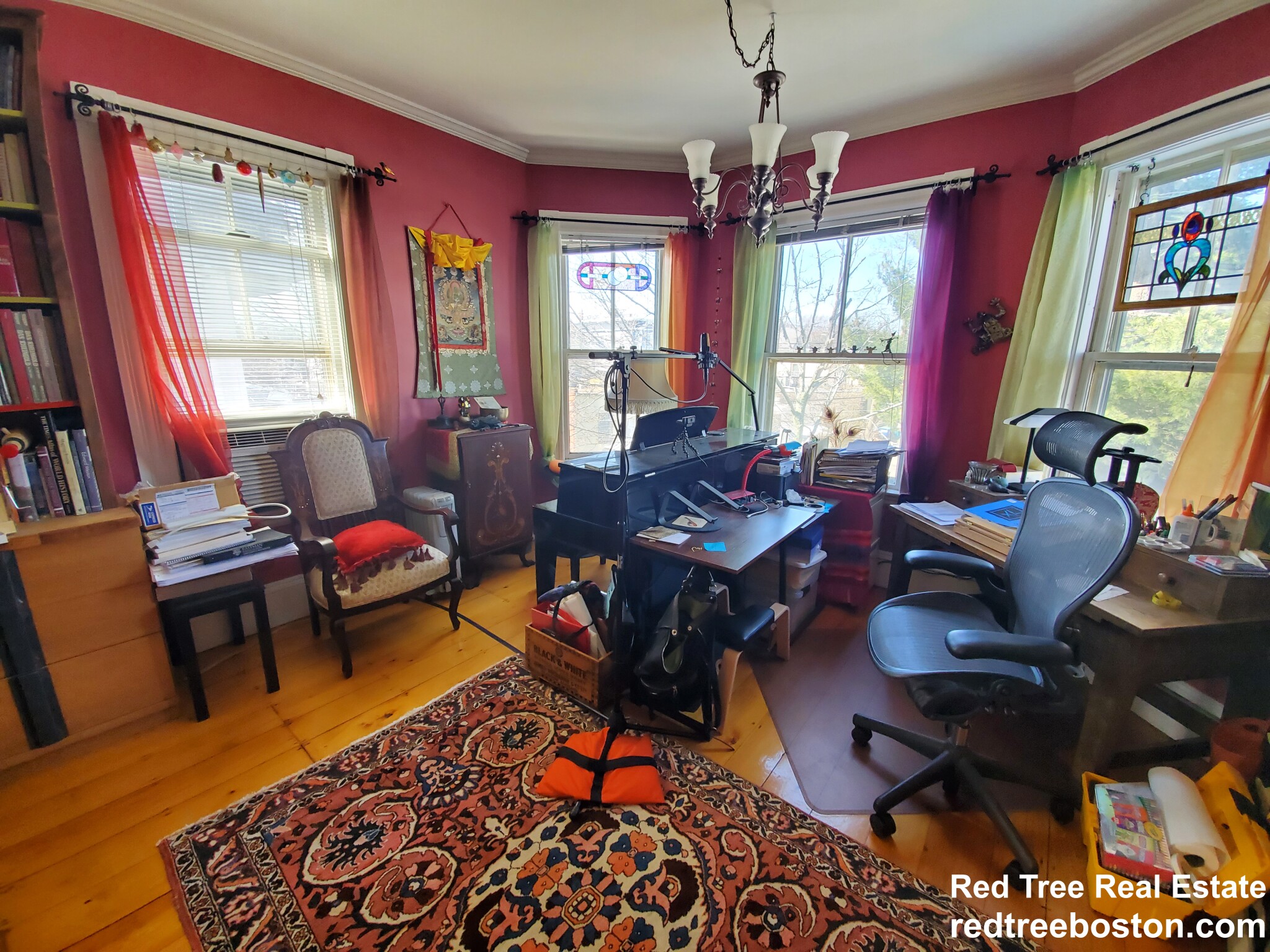 2 bed, 1 bath apartment for rent at 11 Irving St Unit 2, Somerville — photo 2 of 15