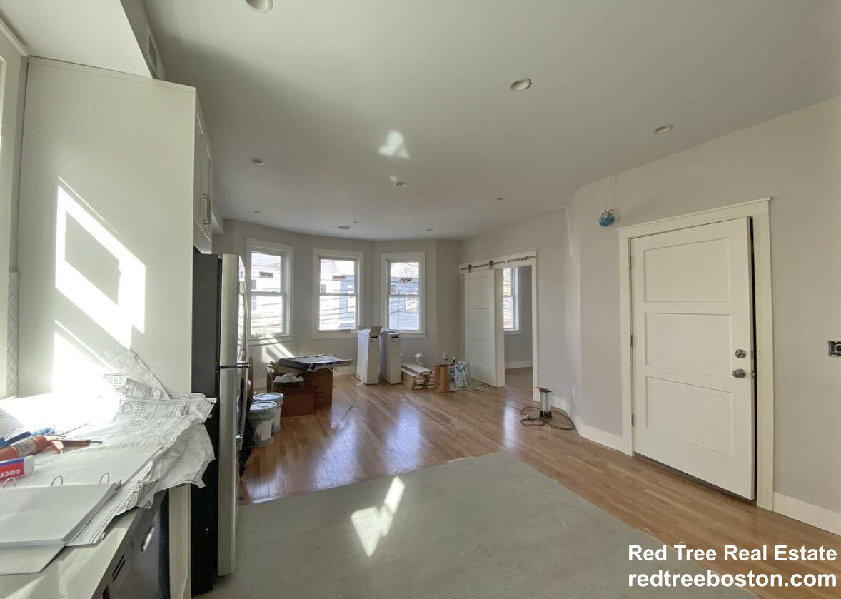 70 Spring St, East Cambridge