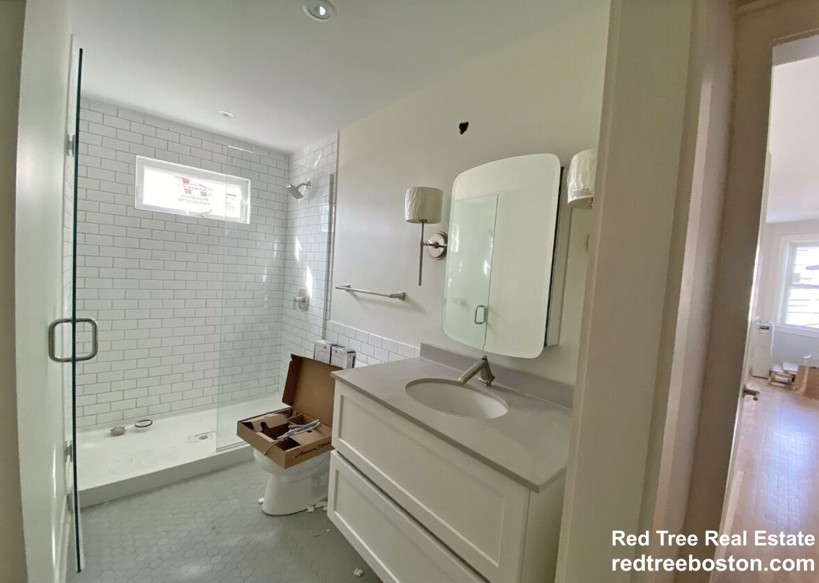 70 Spring St, East Cambridge