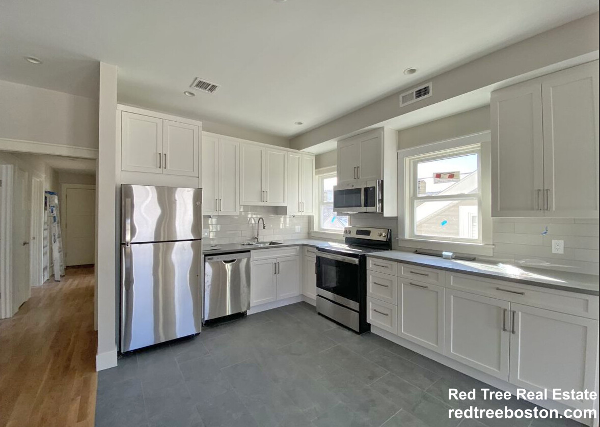 70 Spring St, East Cambridge