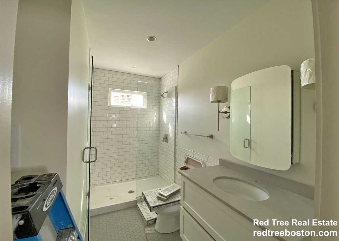 70 Spring St, East Cambridge