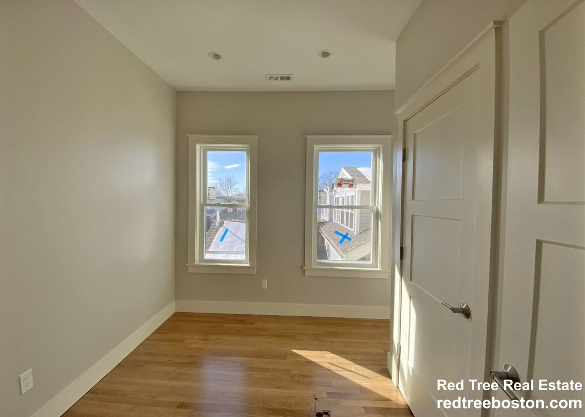 70 Spring St, East Cambridge