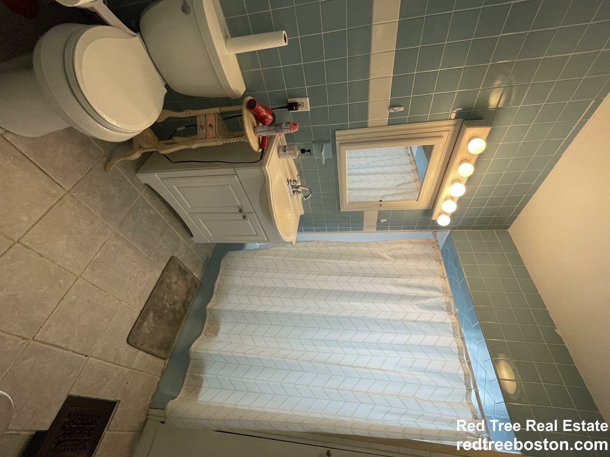 121 Lowell St, Prospect Hill