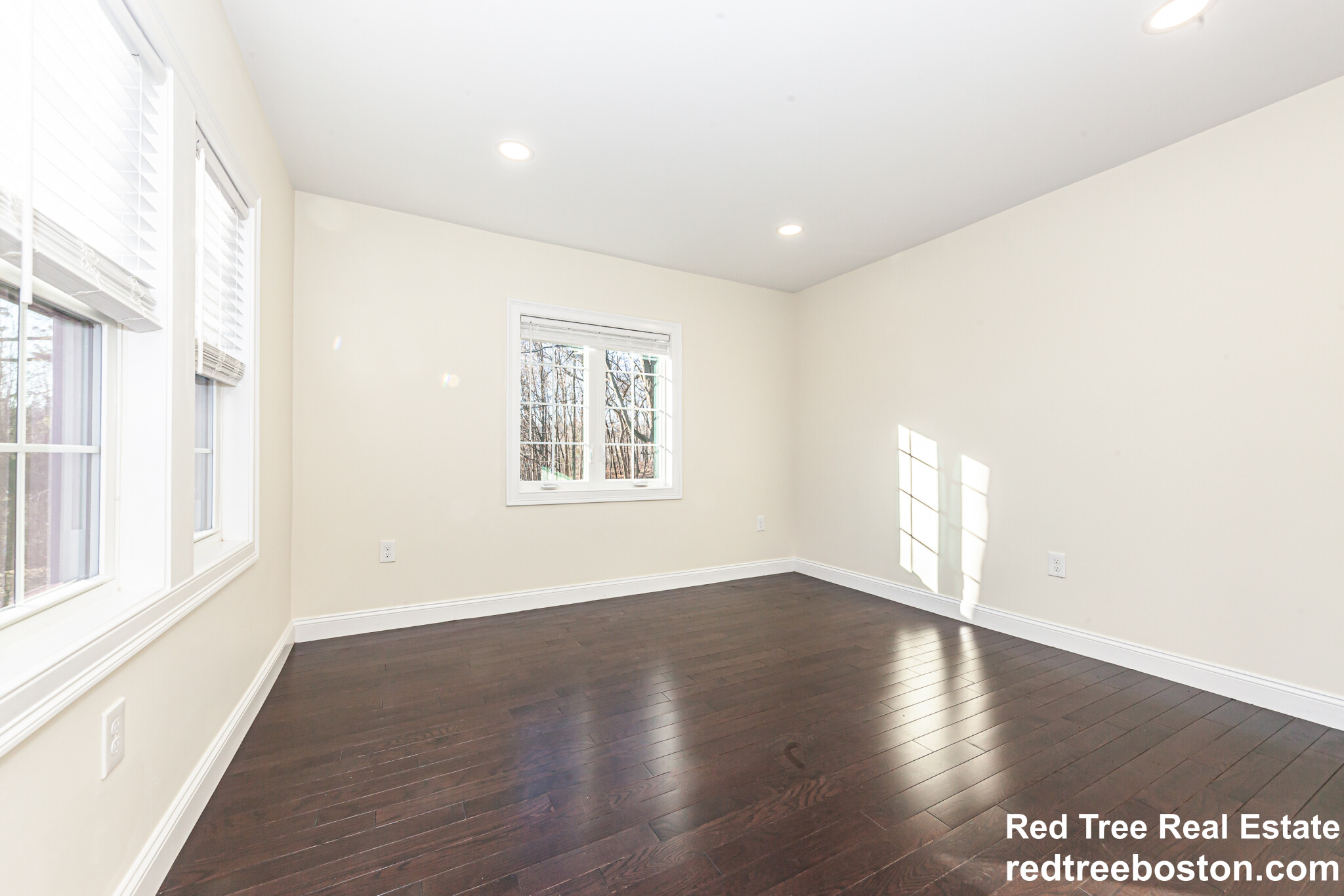 77 Winchester St, Medford