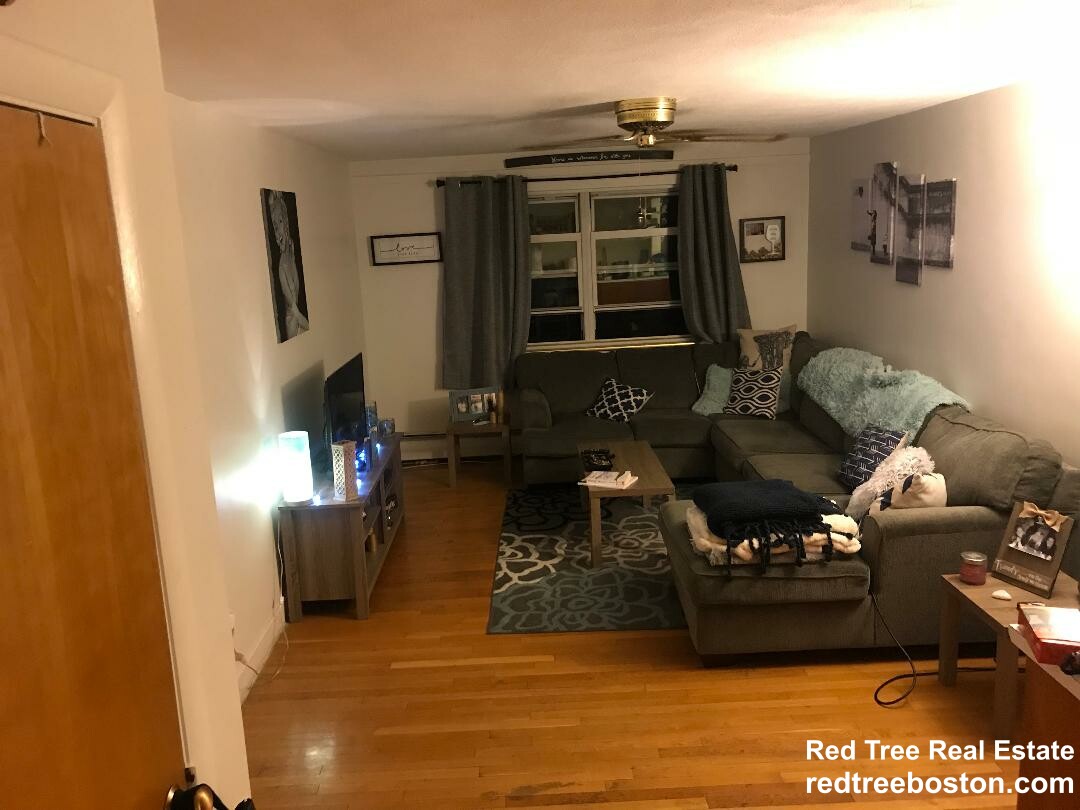 1 bed, 1 bath apartment for rent at 8 Commonwealth Ct Unit 13, Brighton