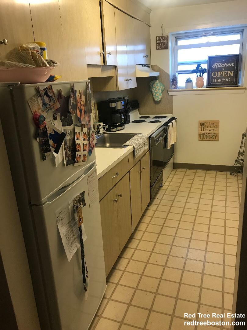 1 bed, 1 bath apartment for rent at 8 Commonwealth Ct Unit 13, Brighton — photo 5 of 5