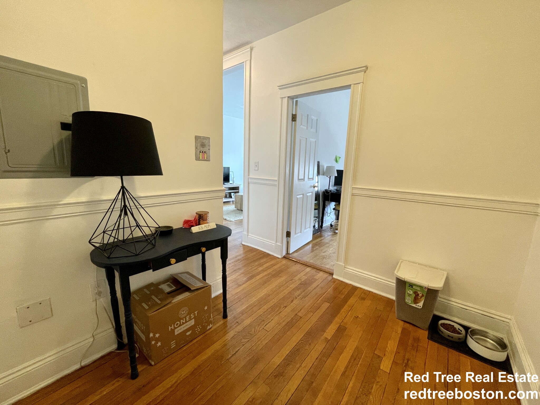 1564 Commonwealth Ave, Brighton