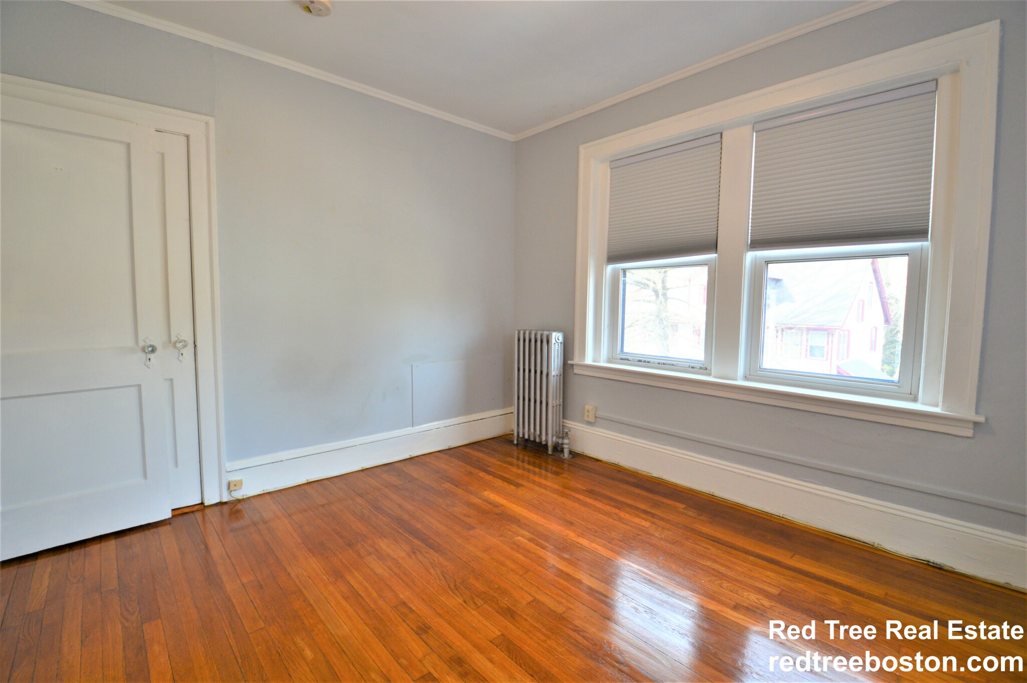 586 Washington St, Brighton