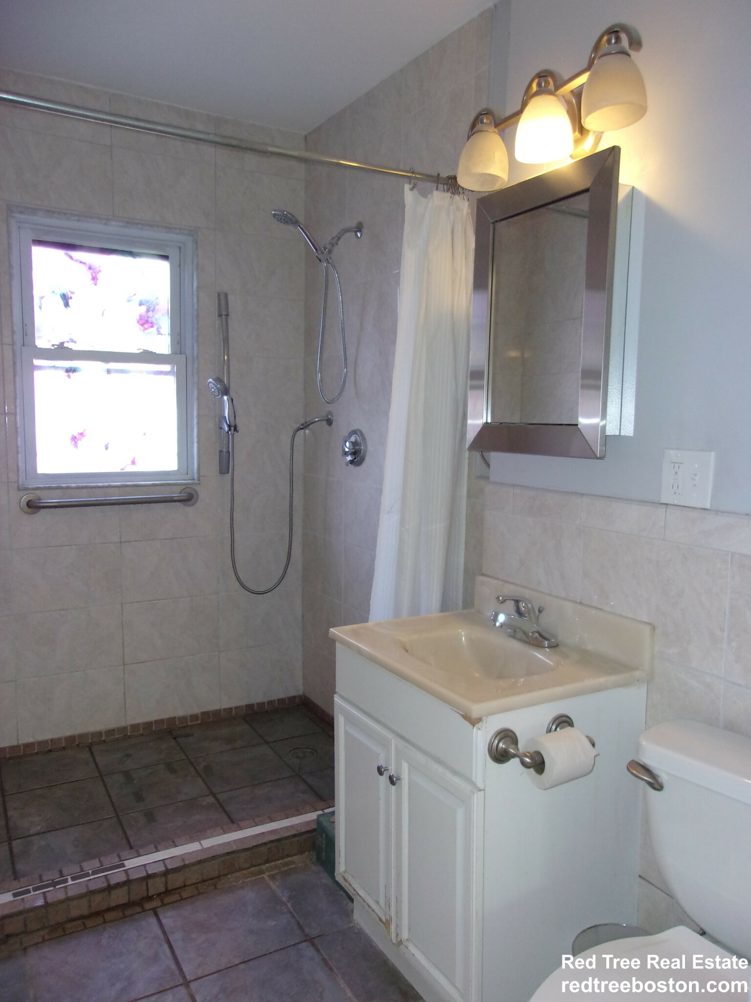 12 Melton Rd, Brighton