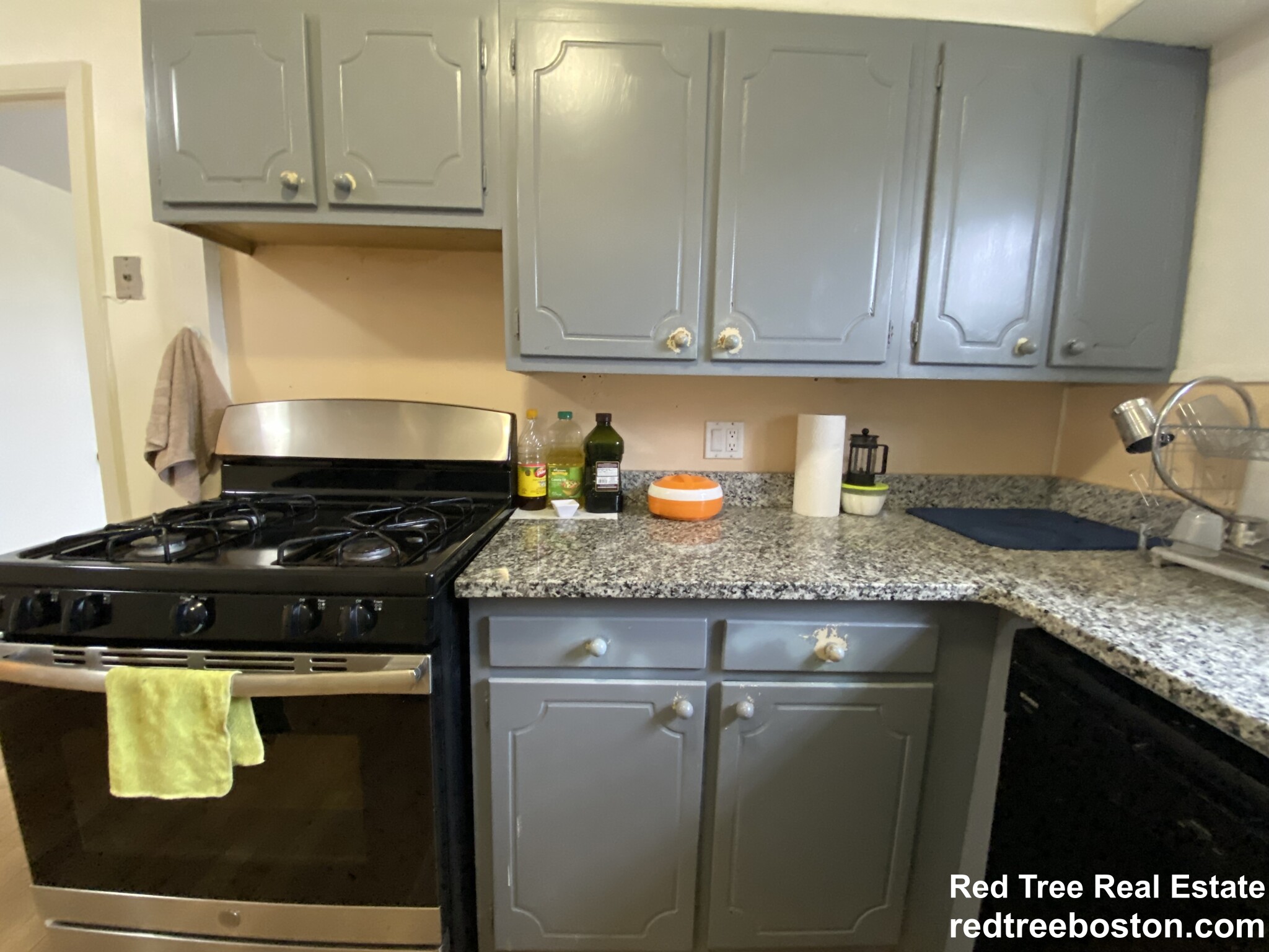 186 Lake Shore Rd, Brighton