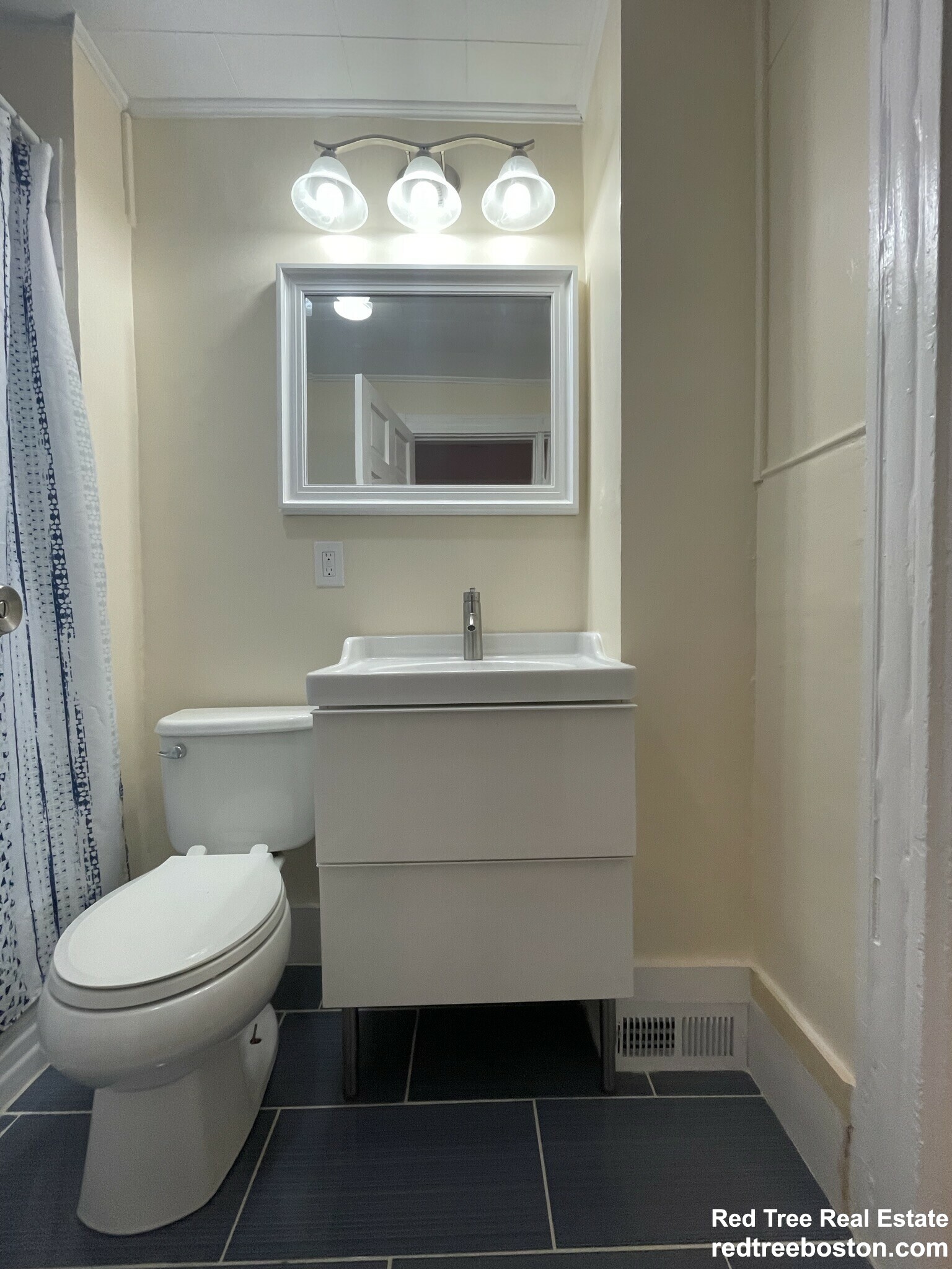 541 Washington St, Brighton