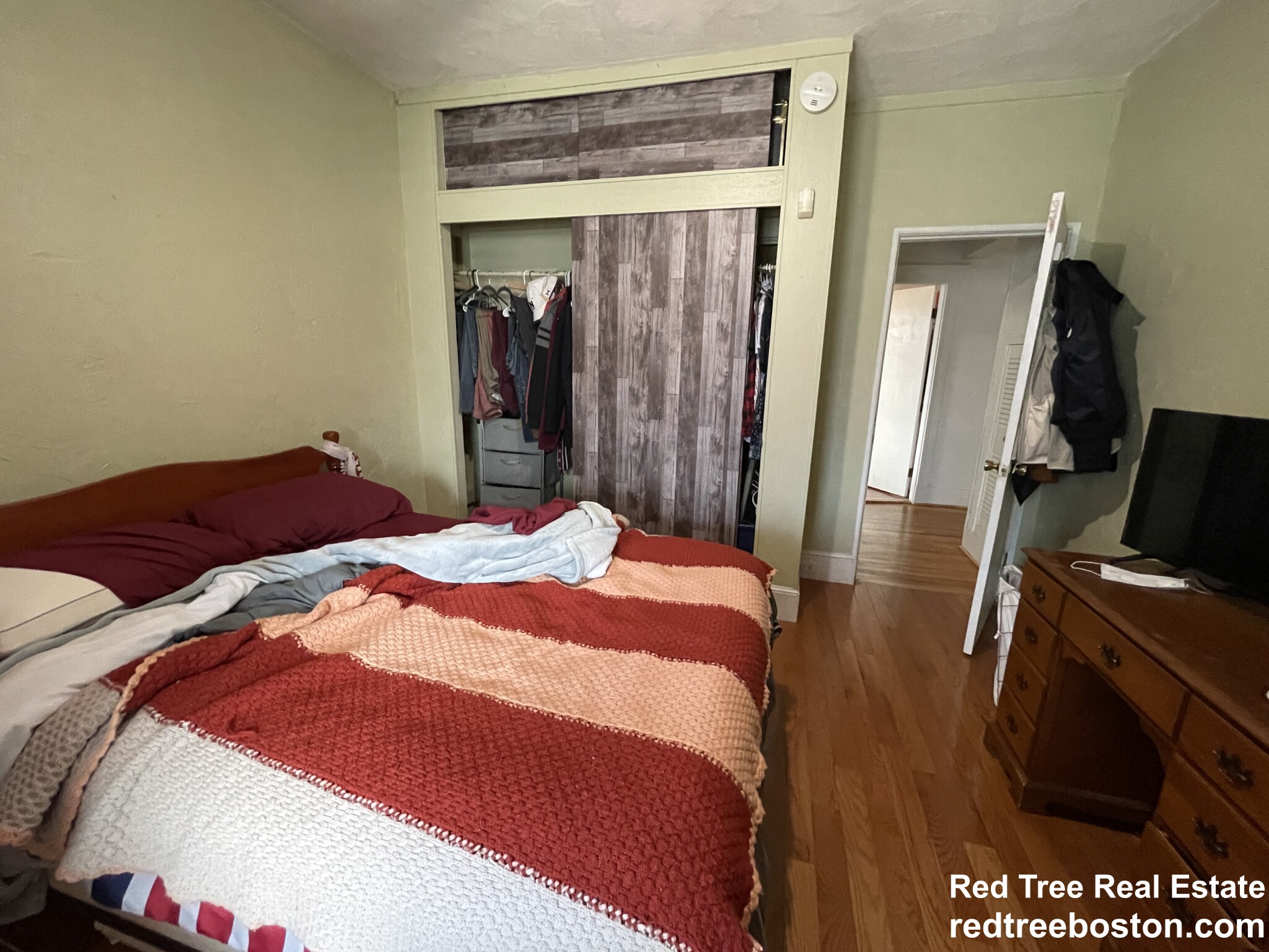 263 Powder House Blvd, Powderhouse