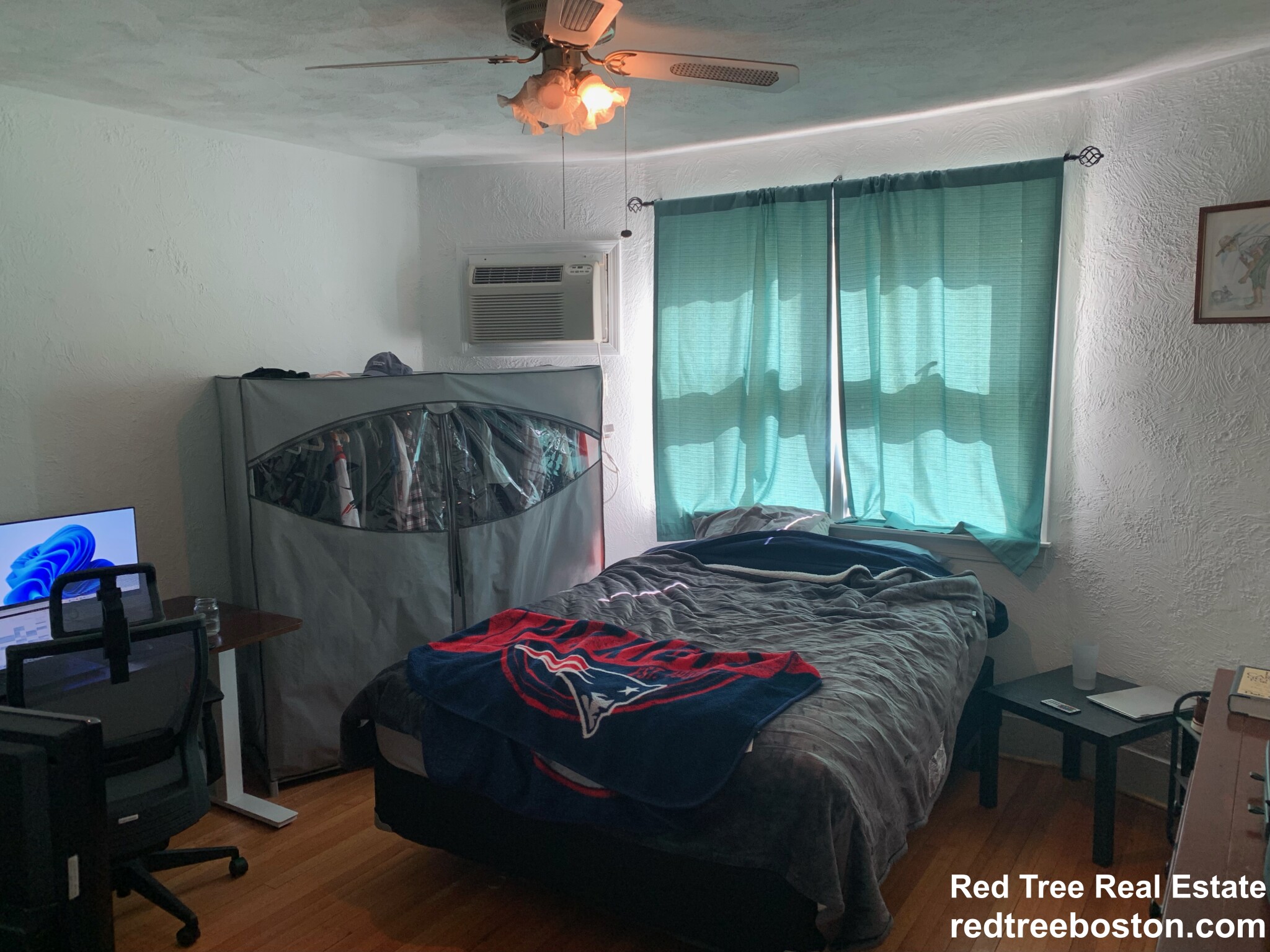 263 Powder House Blvd, Powderhouse