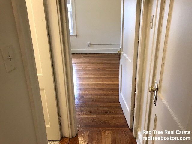 1638 Commonwealth Ave, Brighton