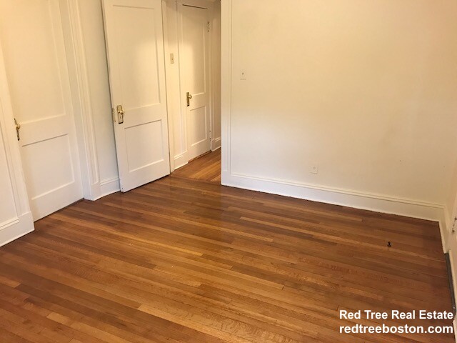 1638 Commonwealth Ave, Brighton