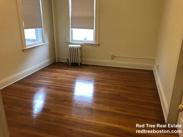 1638 Commonwealth Ave, Brighton