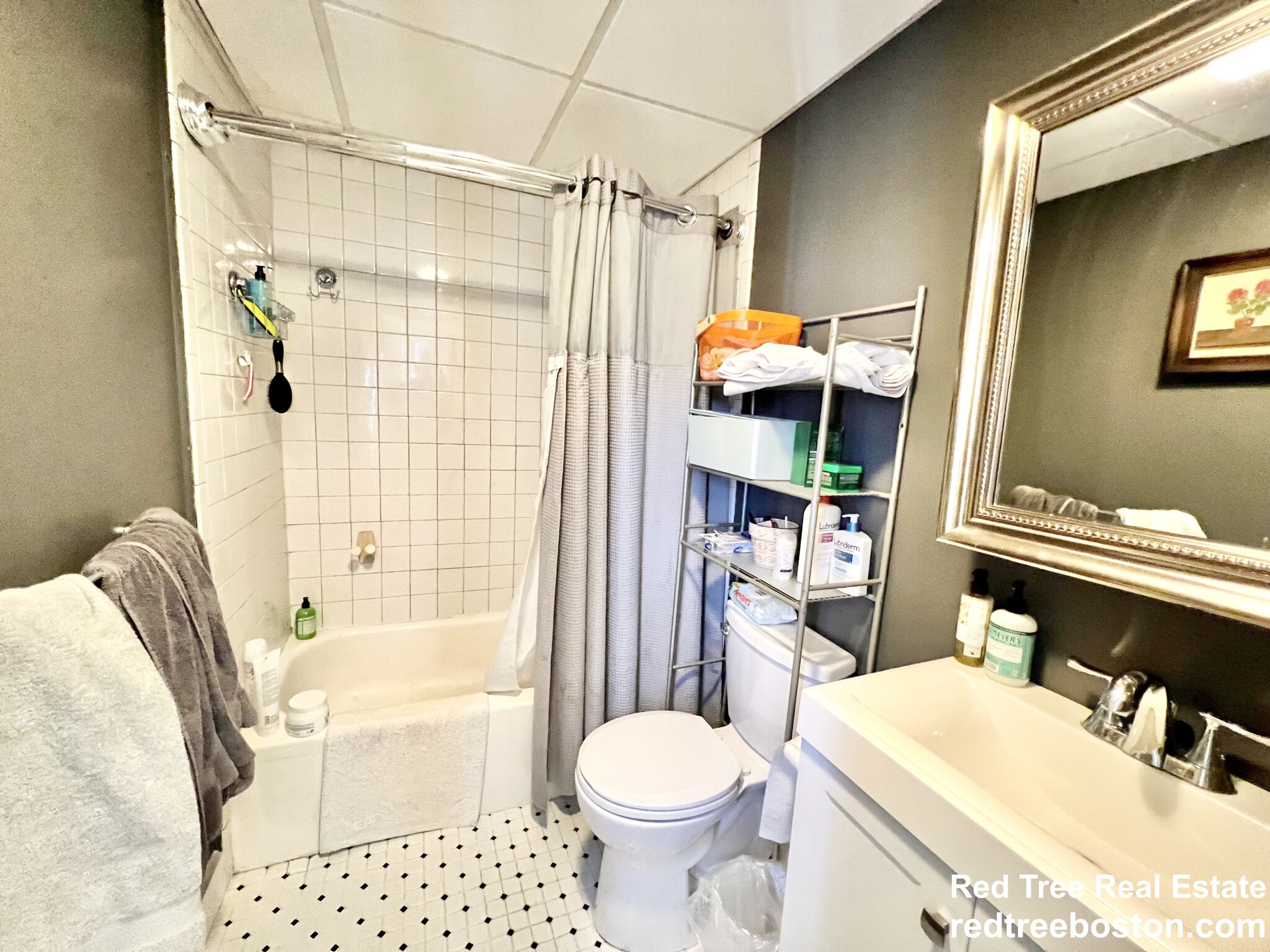 525 3rd St, South Boston