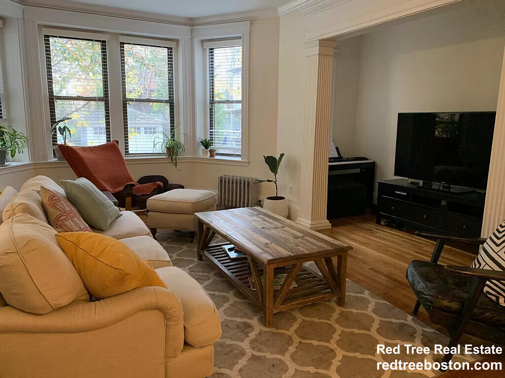 145 Freeman St, Brookline