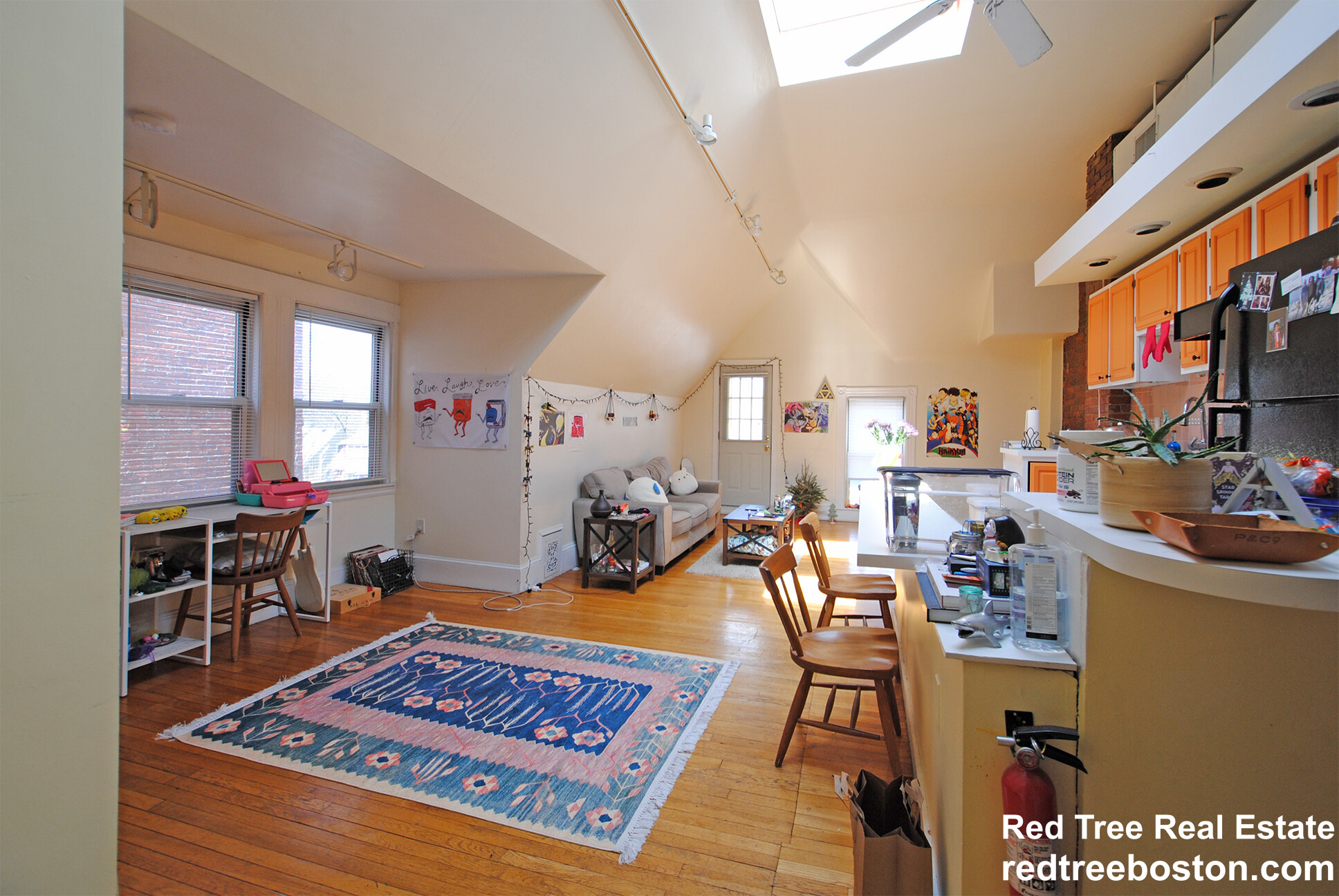 1678 Beacon St, Brookline