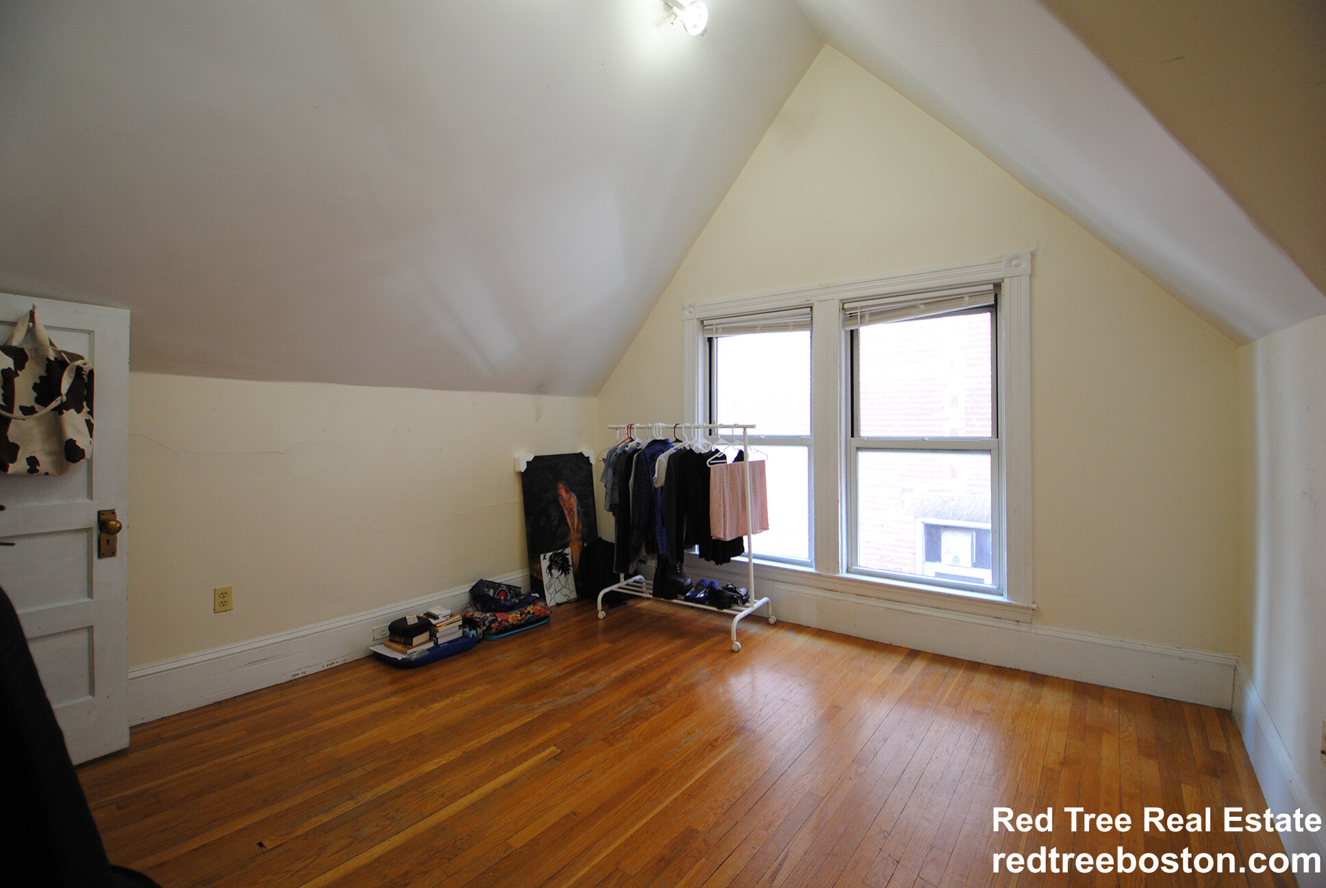 1678 Beacon St, Brookline