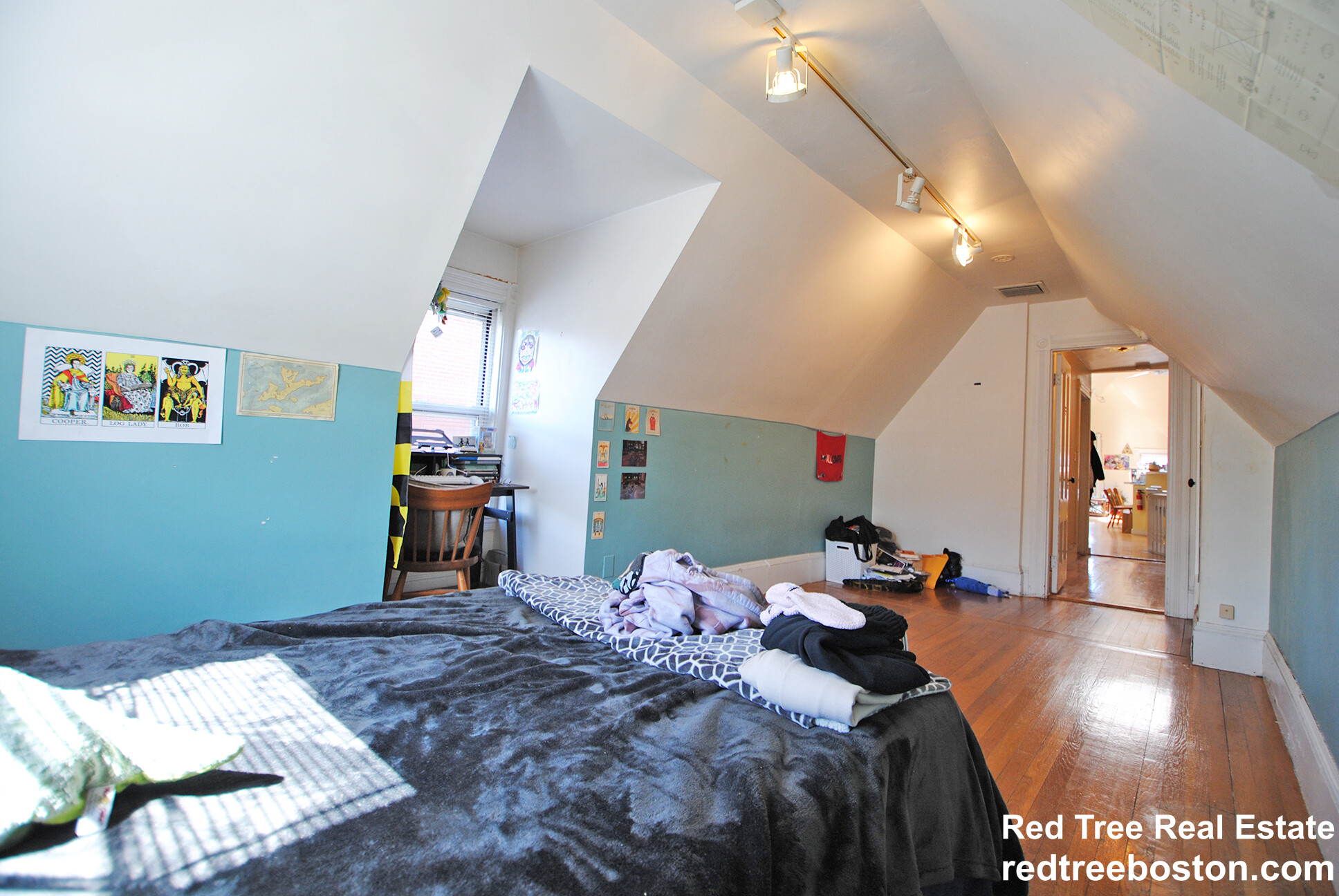 1678 Beacon St, Brookline