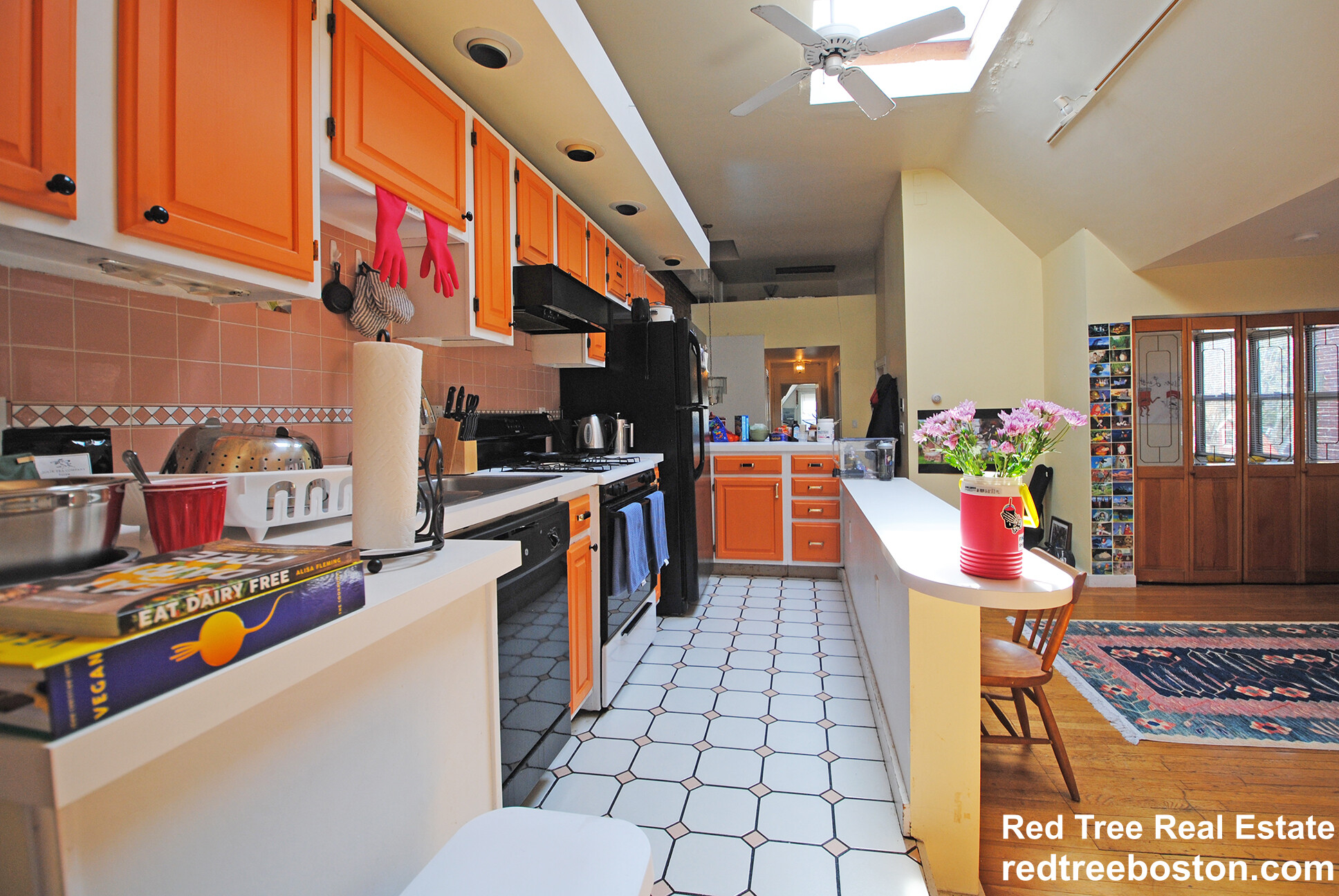 1678 Beacon St, Brookline