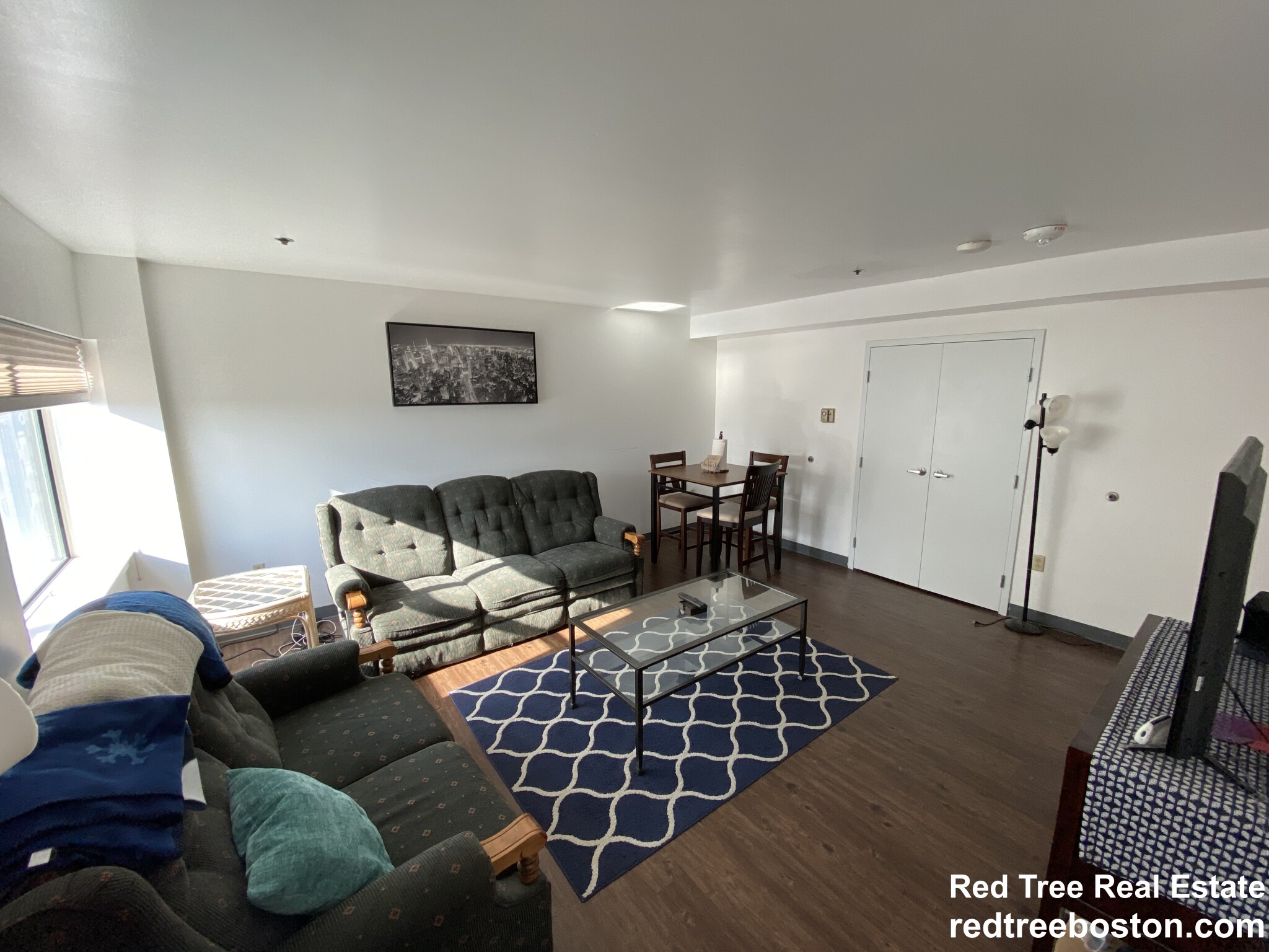 888 Washington St, Chinatown