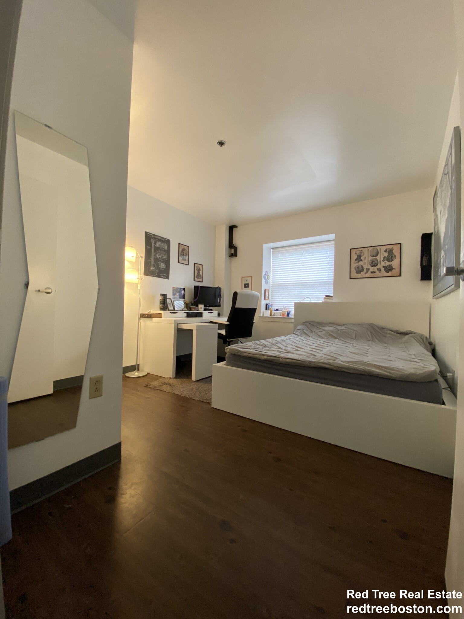 888 Washington St, Chinatown