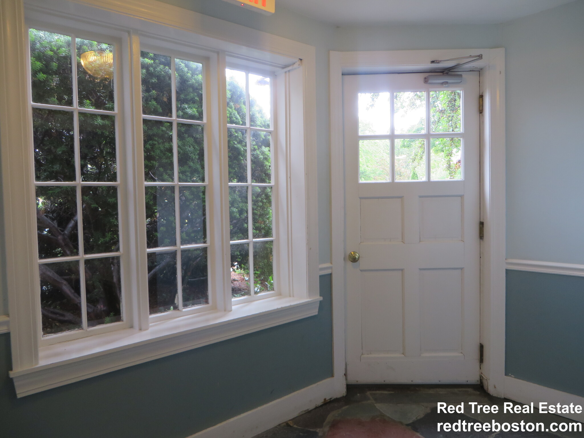 39 Commonwealth Ave, Brighton