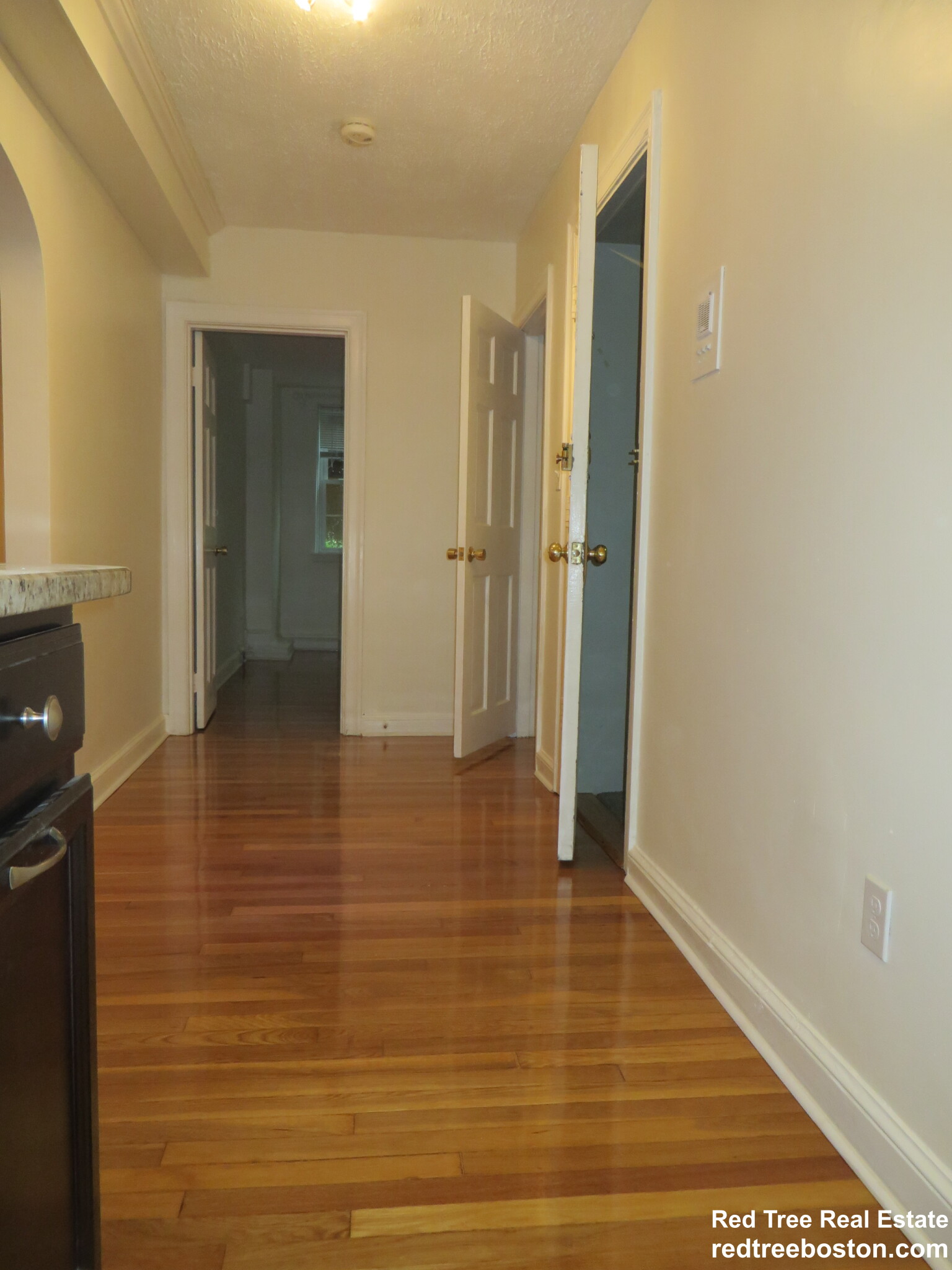 39 Commonwealth Ave, Brighton