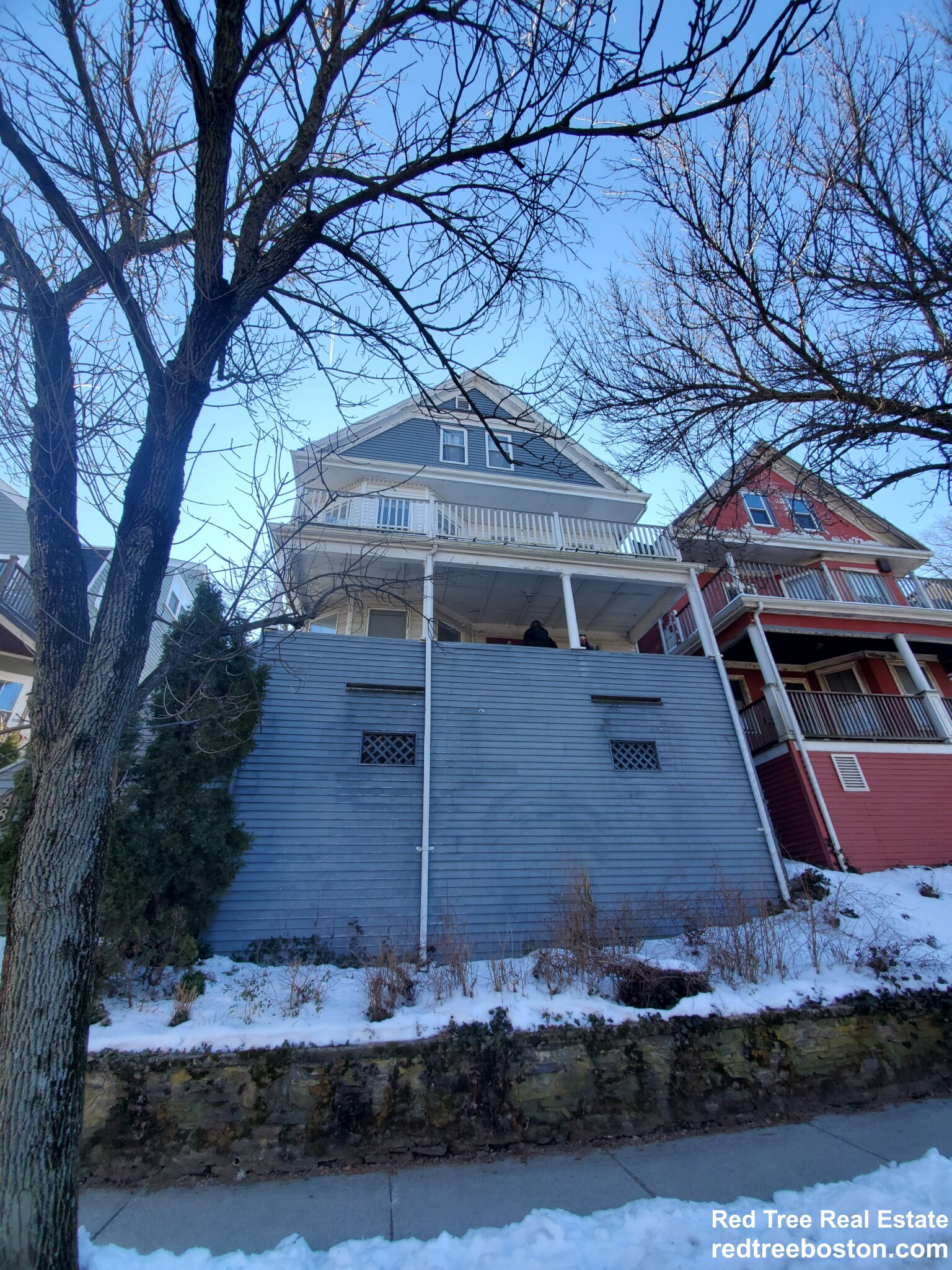 48 Atherton Rd, Brookline