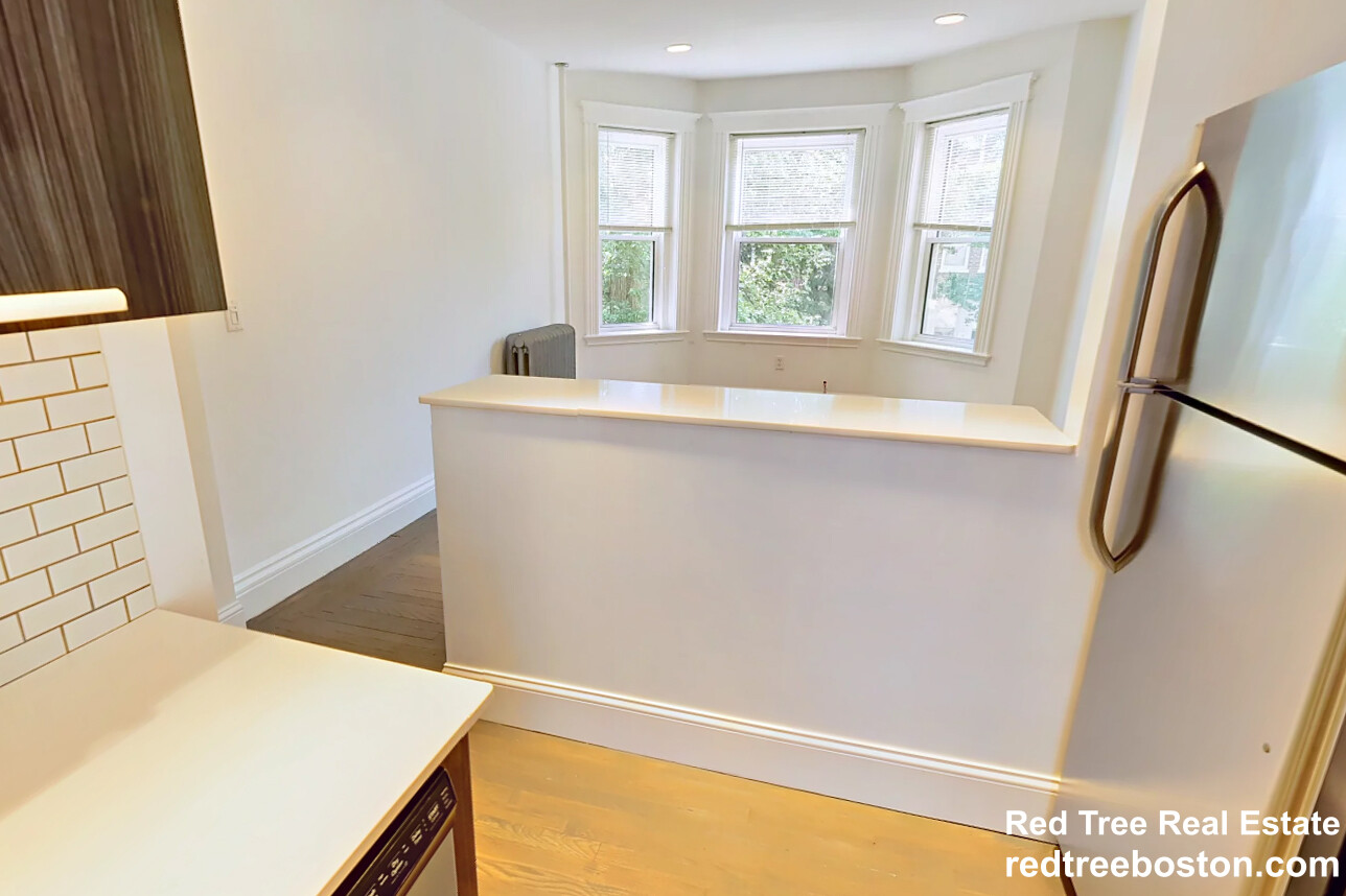 19 Queensberry St, Fenway