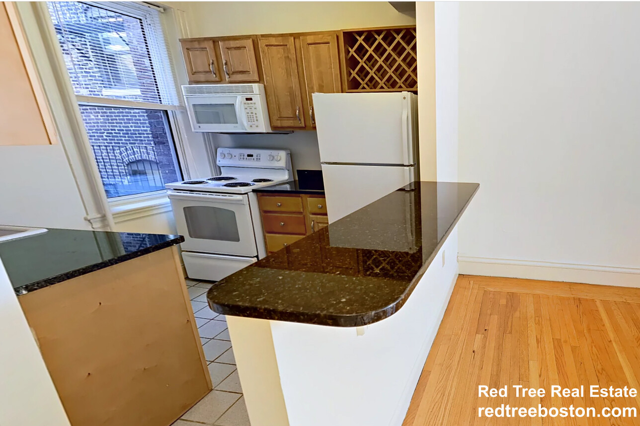 15 Queensberry St, Fenway