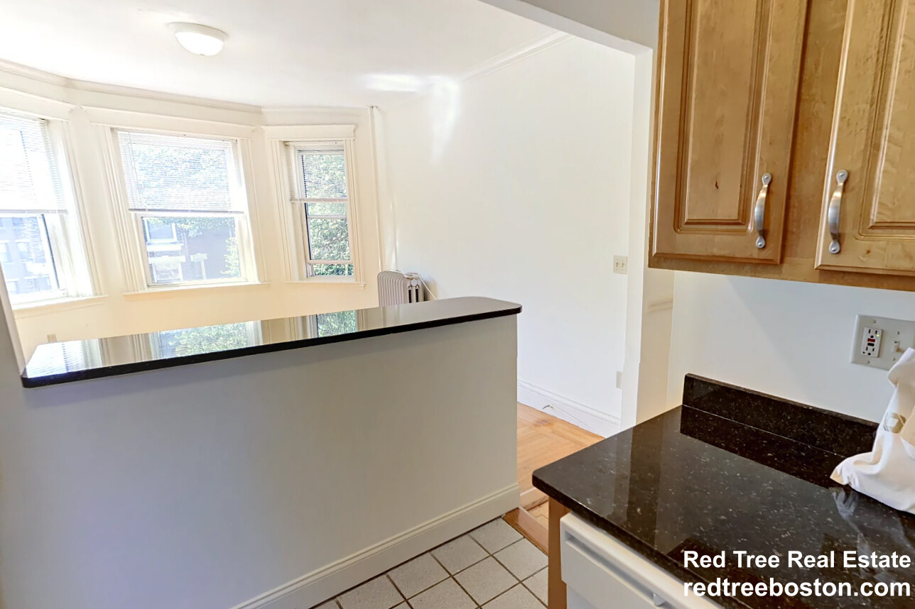 15 Queensberry St, Fenway