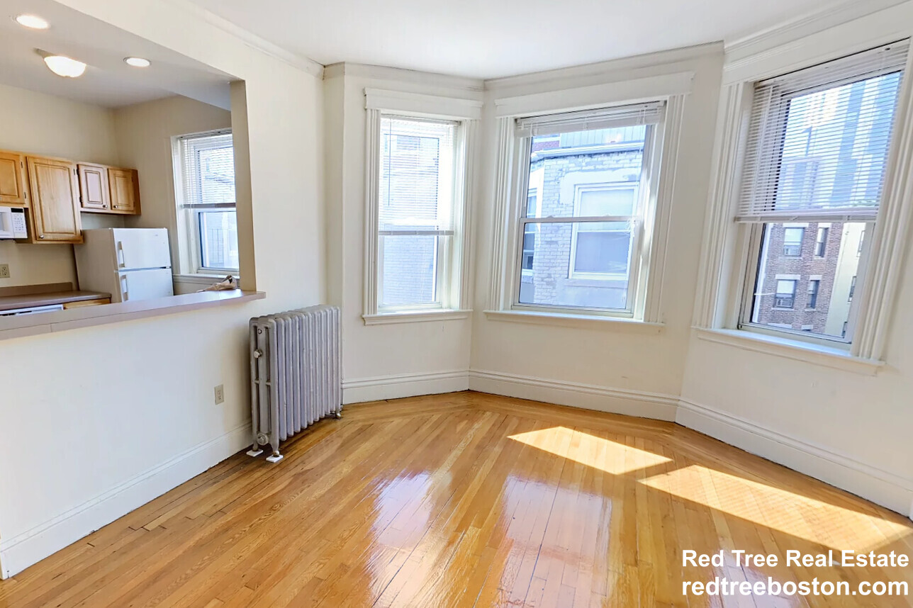 112 Jersey St, Fenway