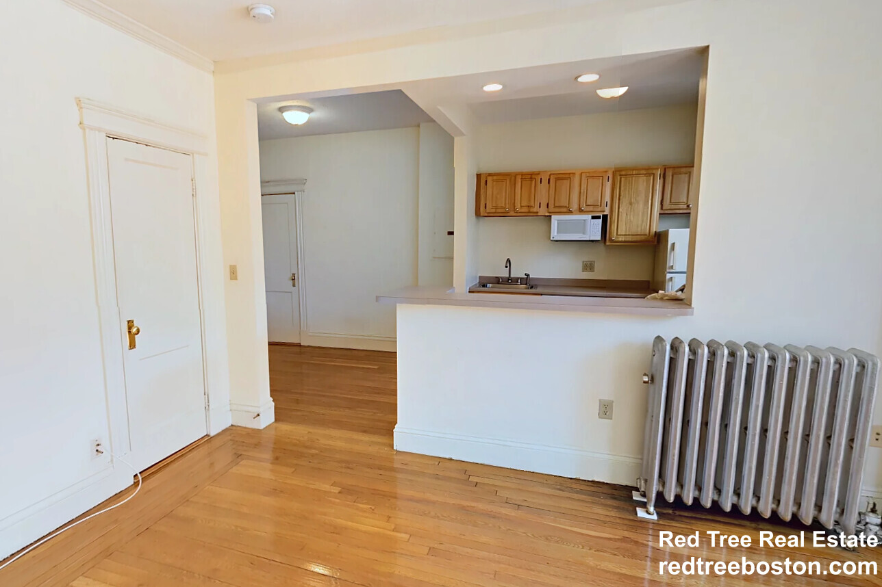 112 Jersey St, Fenway