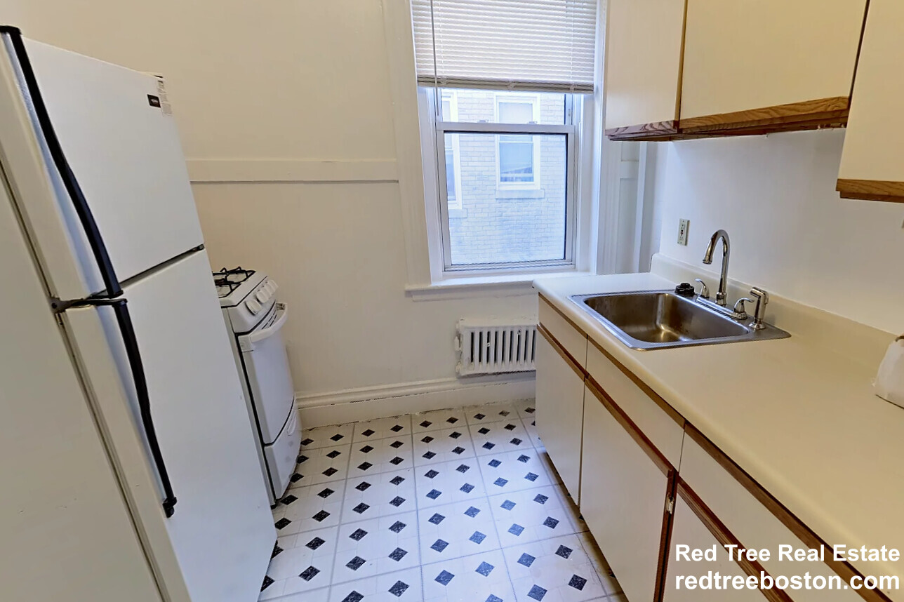 20 Queensberry St, Boston