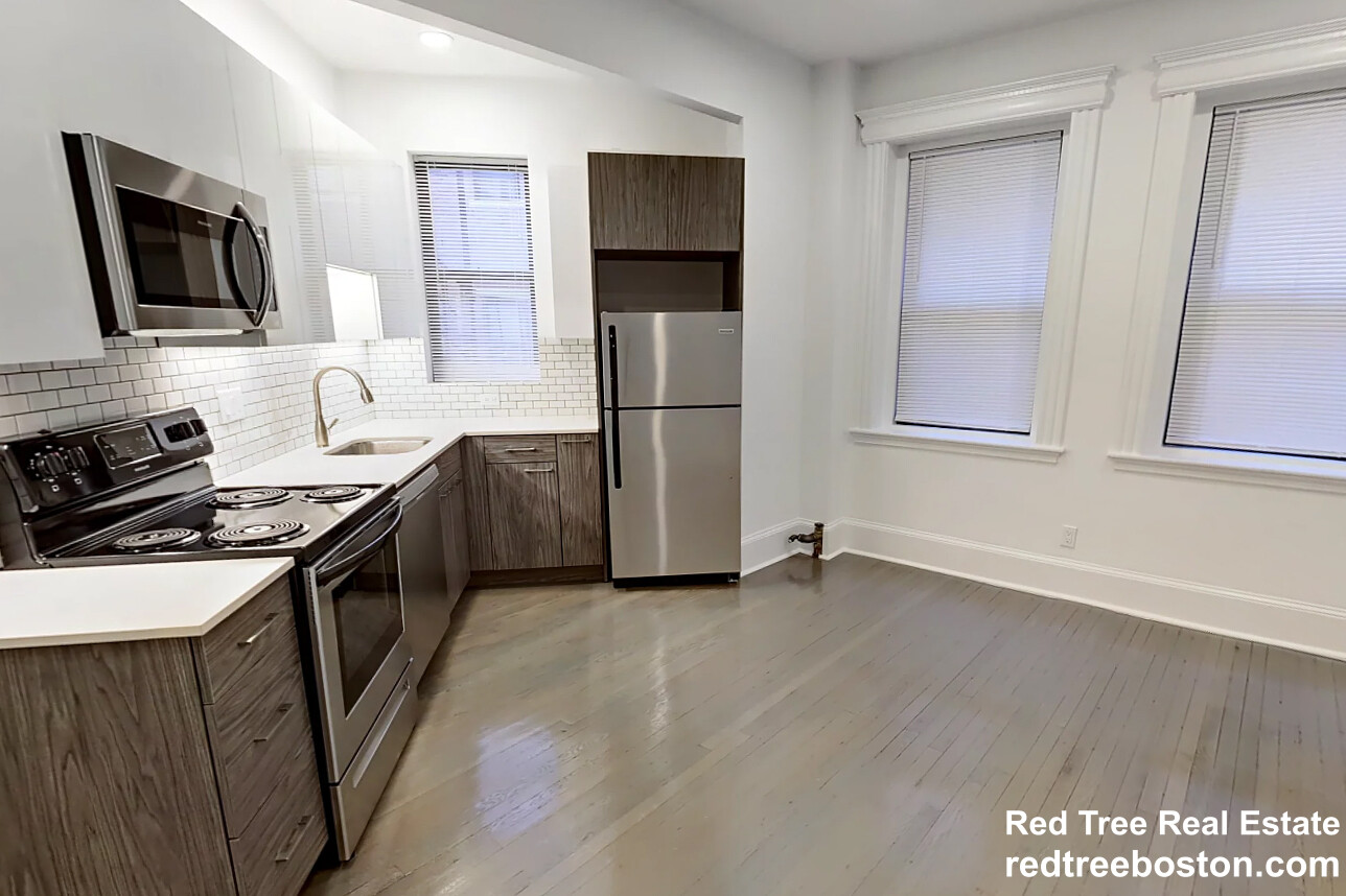 11 Queensberry St, Fenway