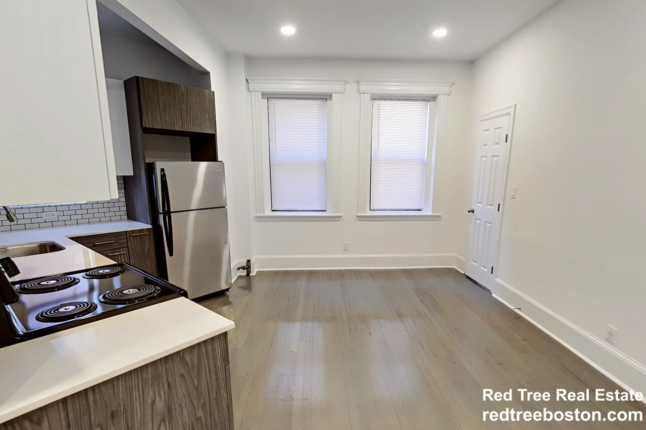 11 Queensberry St, Fenway