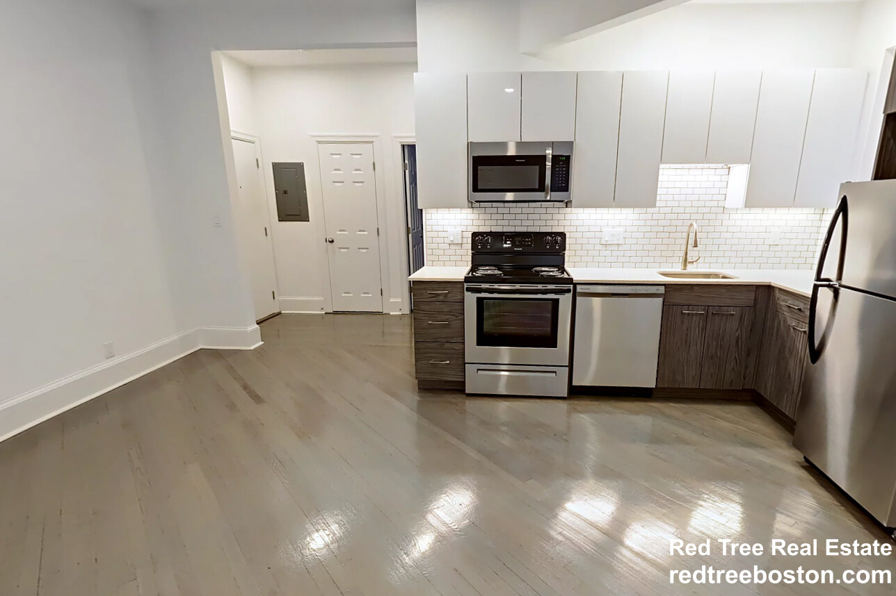 11 Queensberry St, Fenway