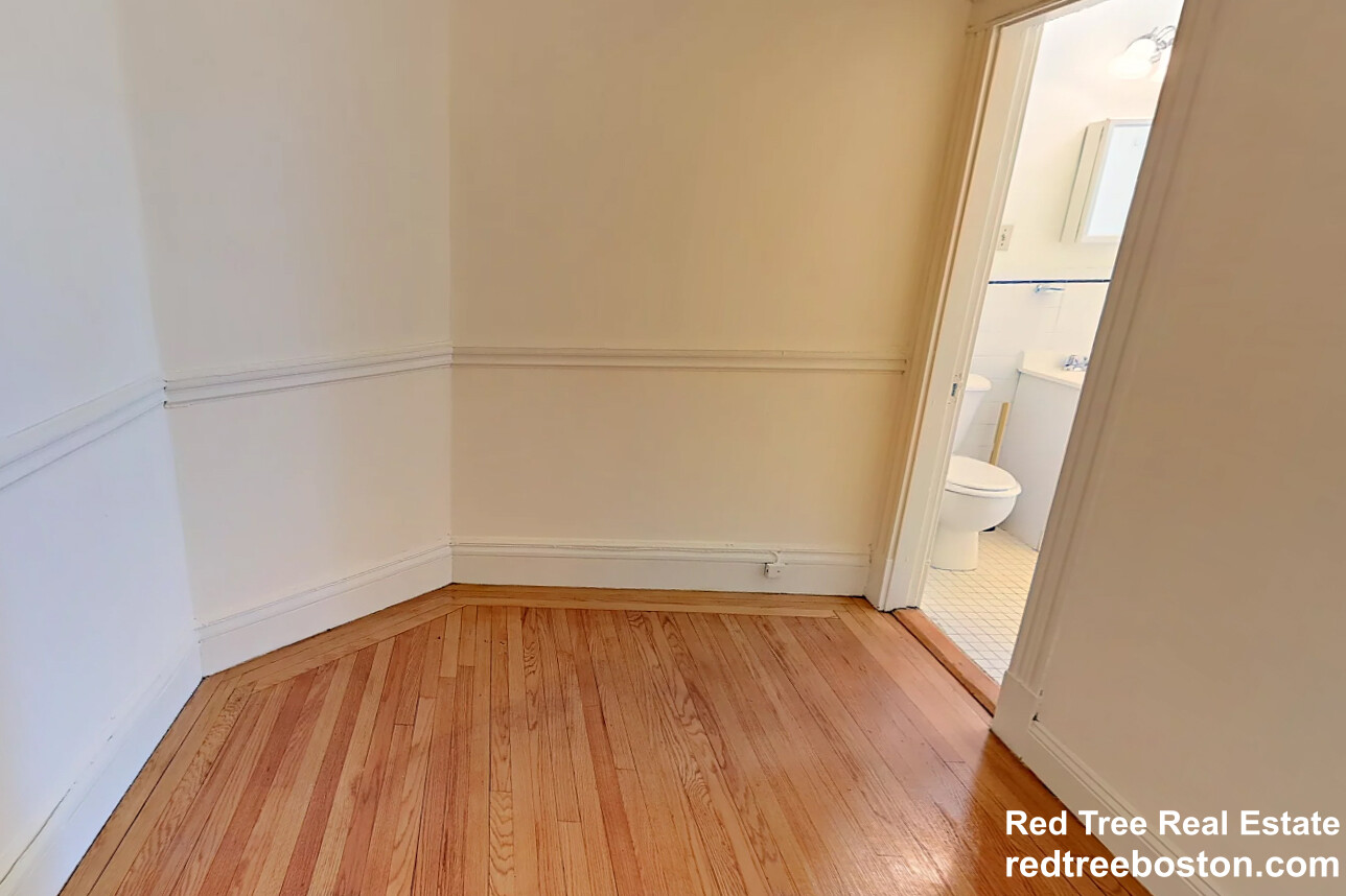 40 Queensberry St, Fenway