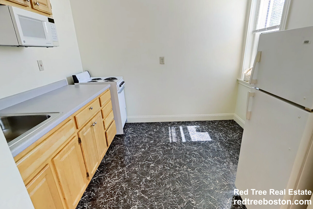 40 Queensberry St, Fenway