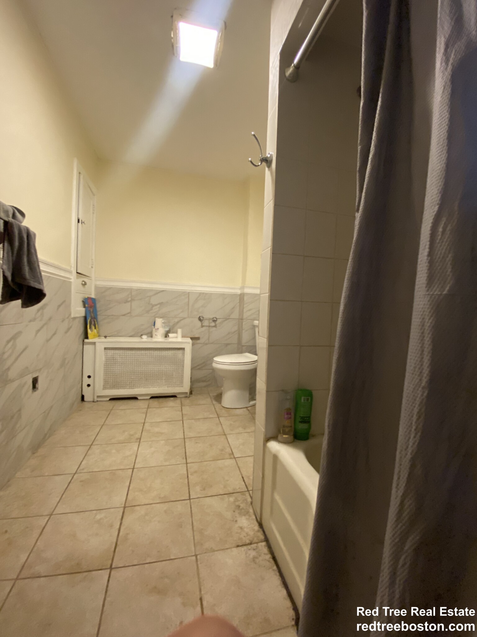 11 Kinross Rd, Brighton