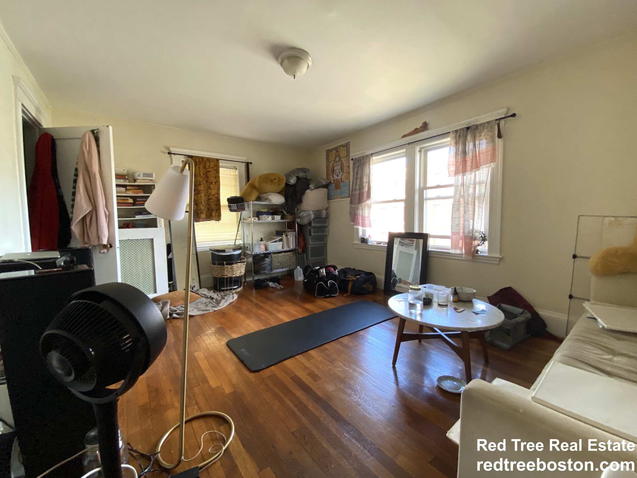 11 Kinross Rd, Brighton