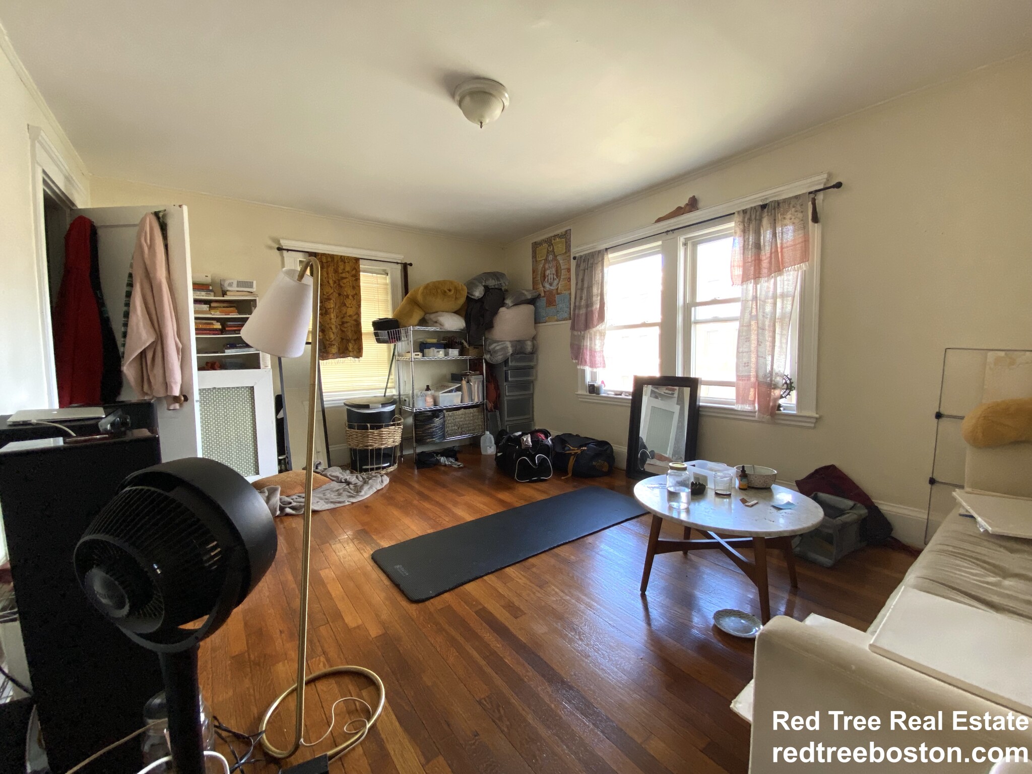 11 Kinross Rd, Brighton