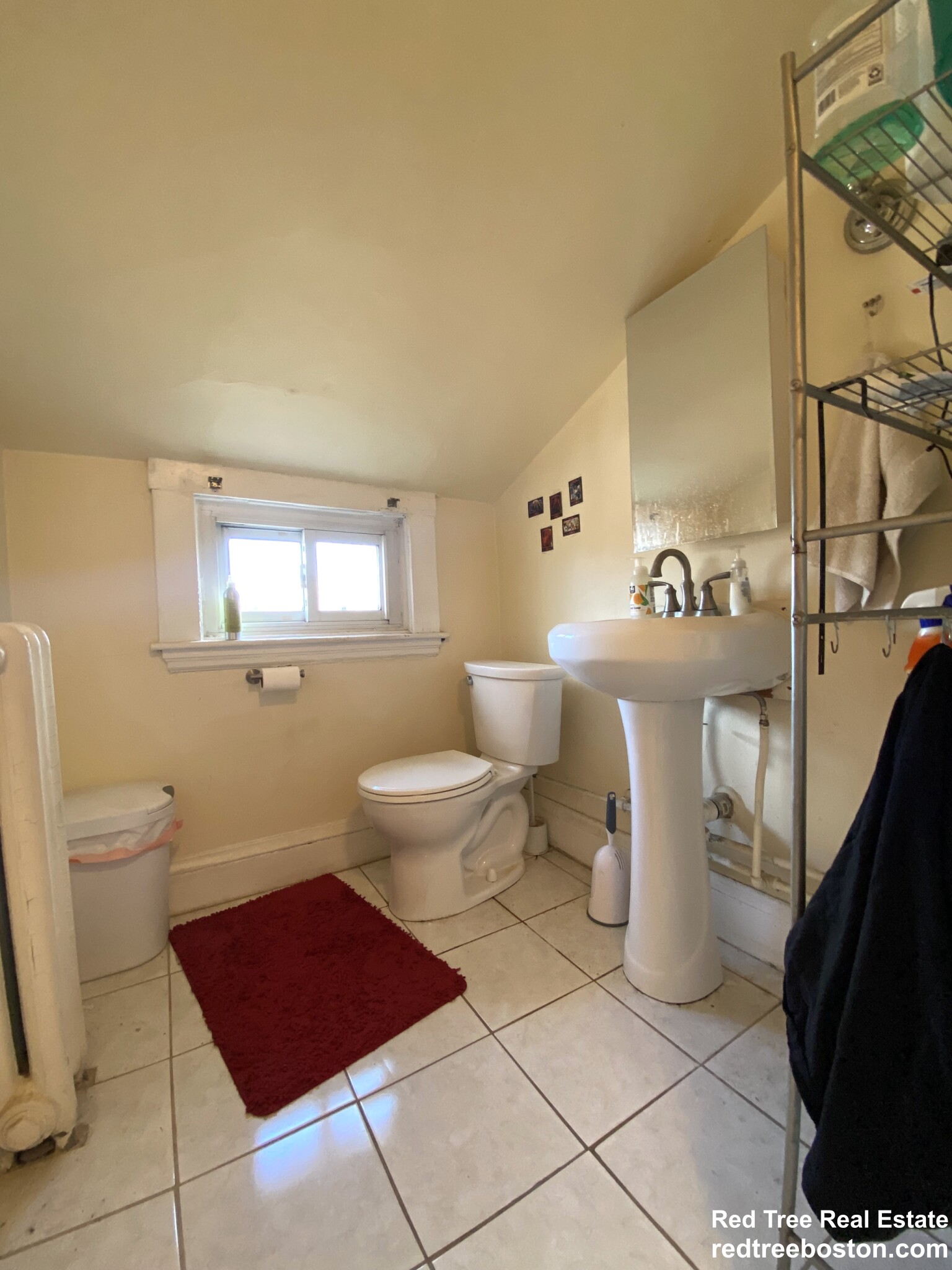 11 Kinross Rd, Brighton