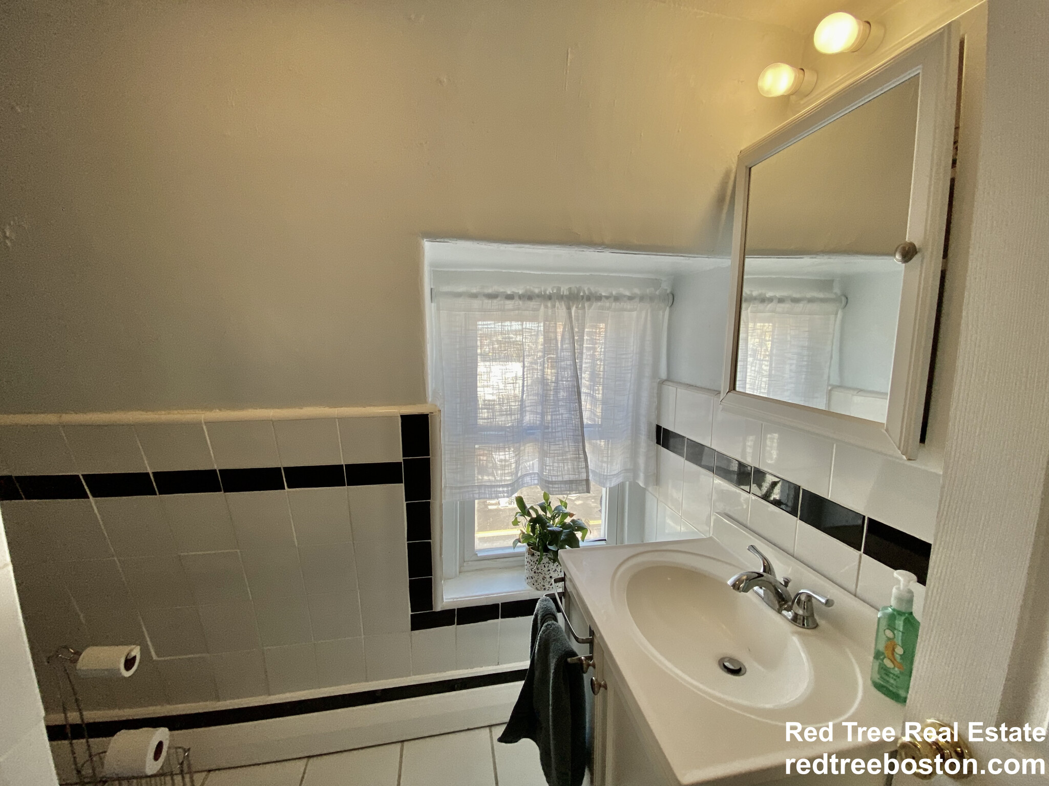 6 Rice St, North Cambridge