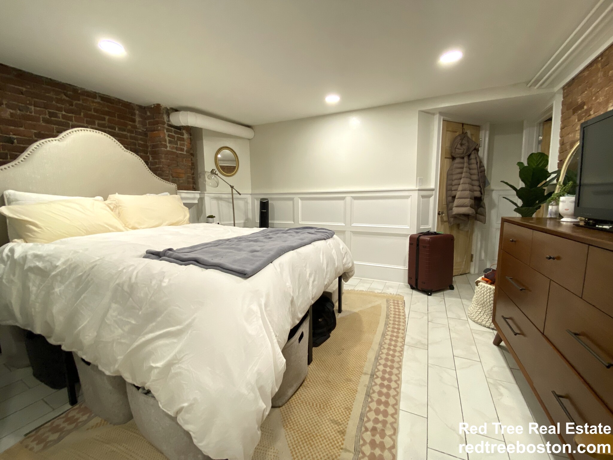 482 Columbus Ave, South End