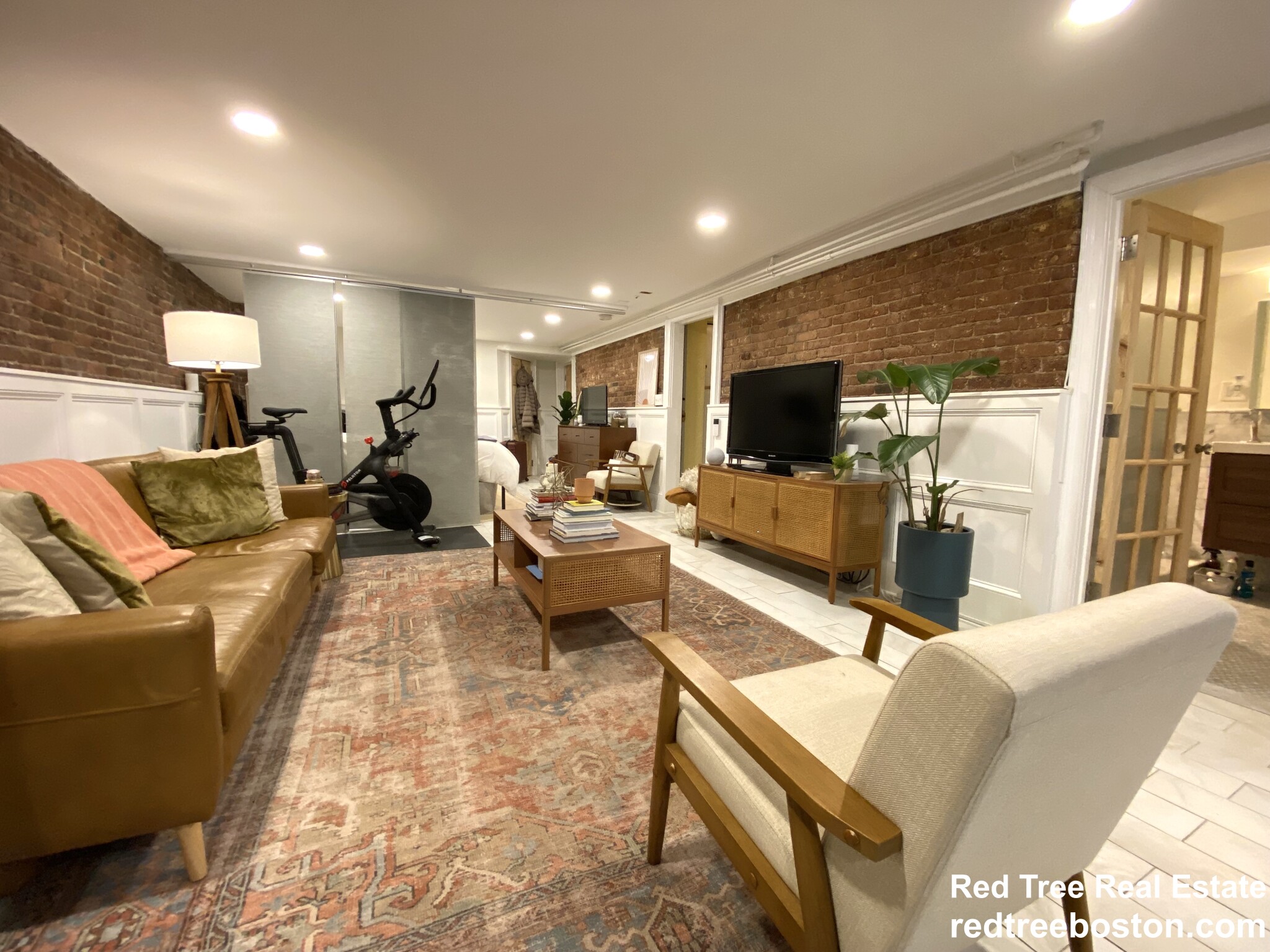 482 Columbus Ave, South End